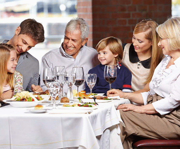 Family Dining Made Easy: What to Look&hellip;