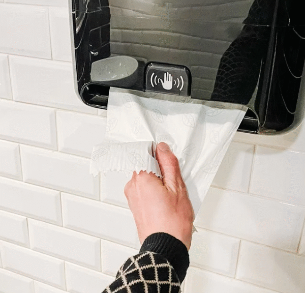 How Automatic Paper Dispensers Can Improve Hygiene Routines Without Complicating Facility Management